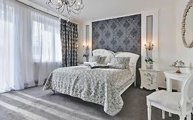 Wellness&SPA boutique Hotel pod lipkami Prague